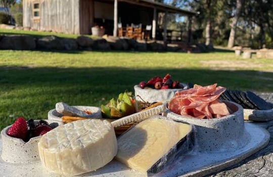 Discovering Granite Belt Delights: Sutton’s Juice Factory, Stanthorpe Cheese, and Jamworks Gourmet Foods